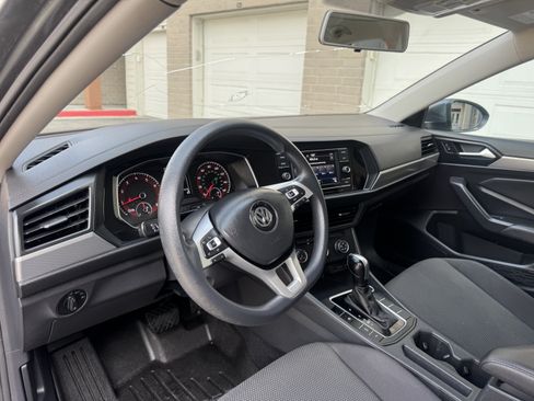 Used 2020 Volkswagen Jetta SE FWD image 12