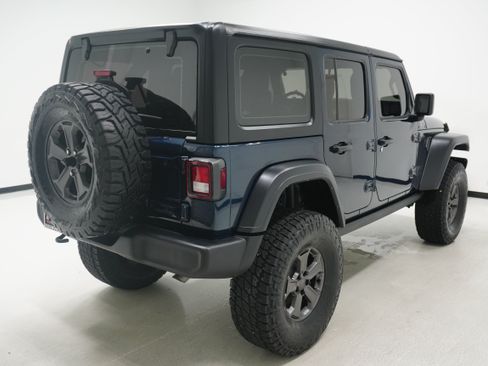 Used 2025 Jeep Wrangler Unlimited Sport AWD/4WD image 4