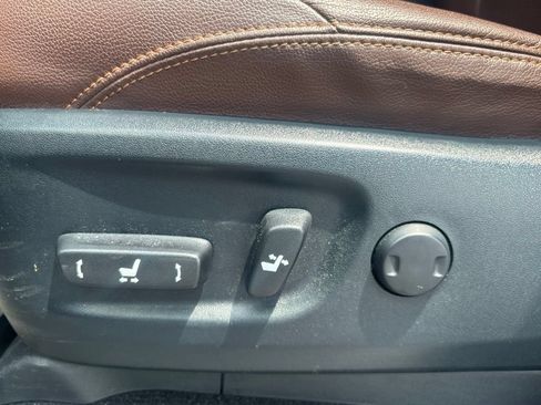 Used 2021 Toyota 4Runner Limited RWD image 11