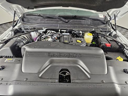 New 2026 RAM 2500 Tradesman AWD/4WD image 12