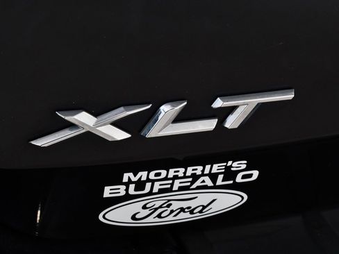 Used 2022 Ford Explorer XLT w/ Equipment Group 202A image 23