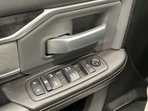 Used 2021 RAM 2500 Big Horn w/ Level 1 Equipment Group image 7