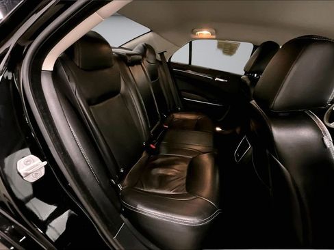 Used 2023 Chrysler 300 Touring AWD/4WD image 25