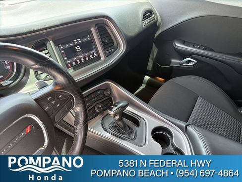 Used 2022 Dodge Challenger R/T RWD image 28