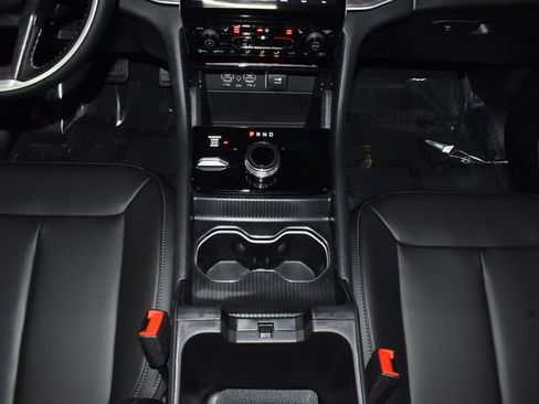 New 2025 Jeep Grand Cherokee Limited w/ Trailer Tow Package image 21