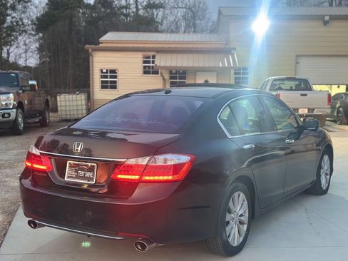 Used 2015 Honda Accord EX-L image 10