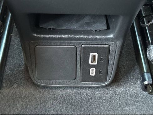 Used 2025 Buick Encore GX Preferred FWD image 17