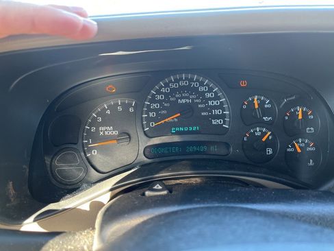 Used 2004 GMC Yukon SLT w/ 1SD Preferred Equipment Group image 7