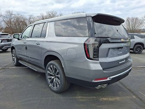 New 2026 Chevrolet Suburban High Country w/ Sun And Tow Package AWD/4WD image 5