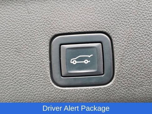 Used 2022 Chevrolet Tahoe RST w/ Luxury Package image 9