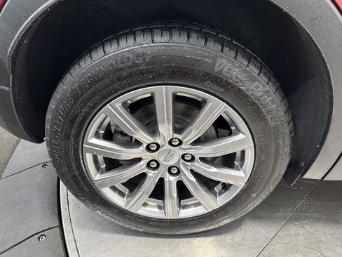 Used 2019 Cadillac XT4 Premium Luxury w/ Cold Weather Package AWD/4WD image 11