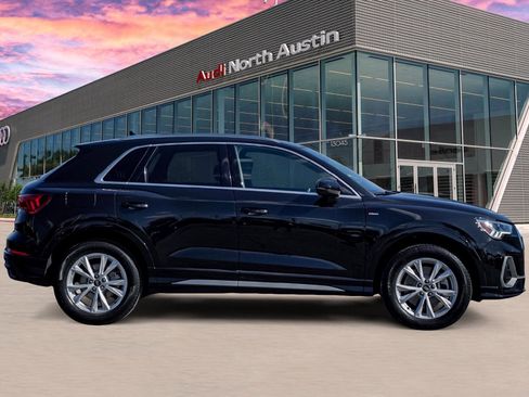 Certified 2025 Audi Q3 2.0T Premium Plus w/ Premium Plus Package image 3