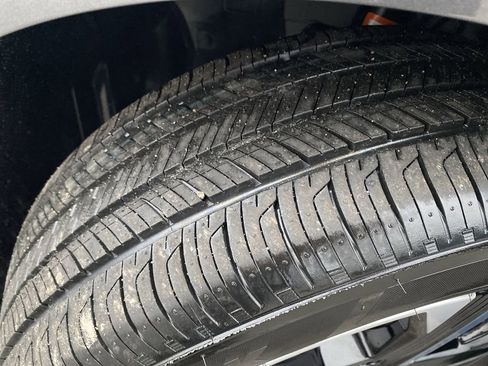 New 2025 Nissan Sentra SV w/ All-Weather Package image 33