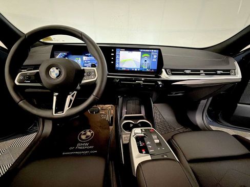 Used 2026 BMW X2 xDrive28i w/ M Sport Package AWD/4WD image 15