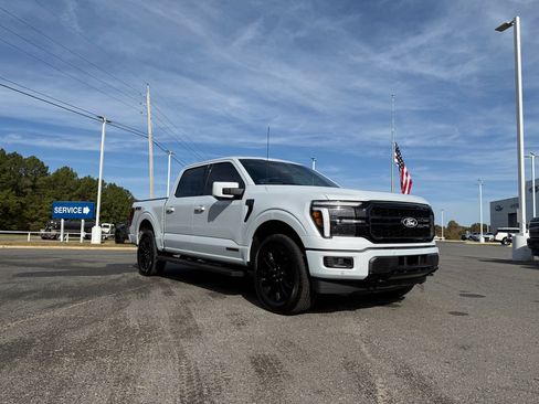 Used 2025 Ford F150 Lariat w/ Equipment Group 501A Mid image 10