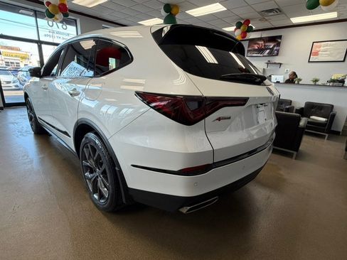 Used 2023 Acura MDX A-Spec image 11