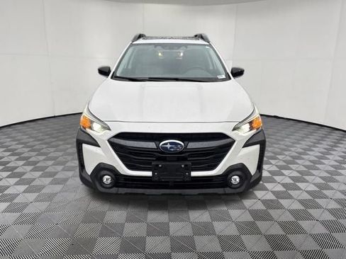 Used 2023 Subaru Outback Premium AWD/4WD image 14