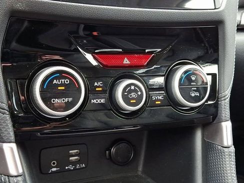 Used 2021 Subaru Forester Limited image 16