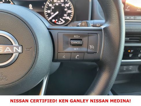 Certified 2024 Nissan Rogue S image 31
