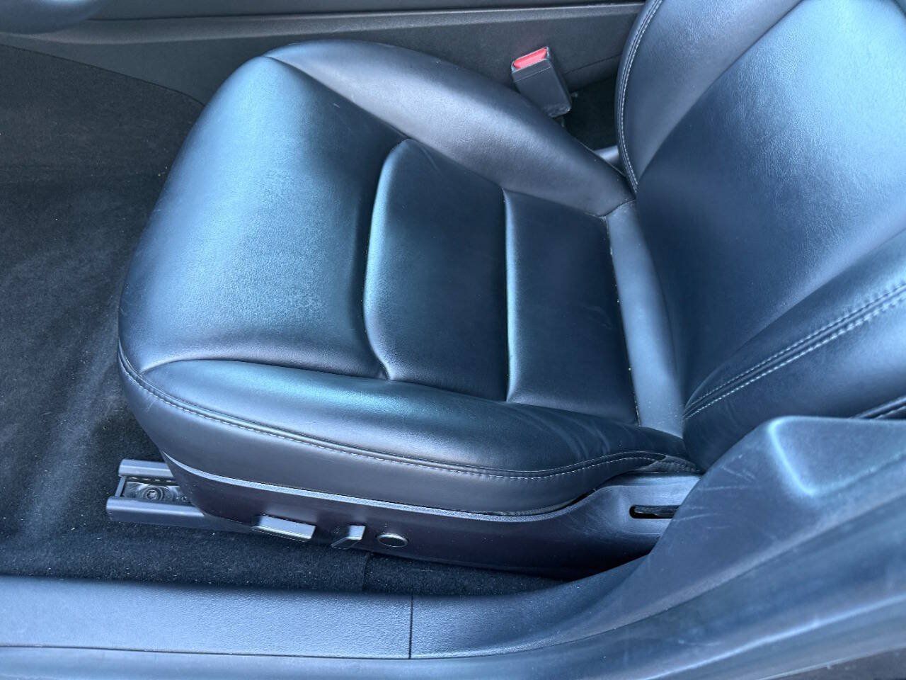 Used 2022 Tesla Model 3 Long Range AWD/4WD image 25