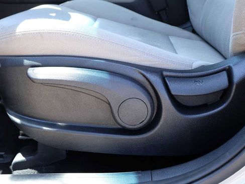 Used 2022 Kia Sportage LX FWD image 24