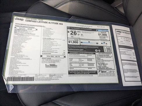 New 2026 Jeep Compass Latitude image 18