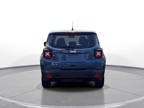 Used 2023 Jeep Renegade Latitude AWD/4WD image 7