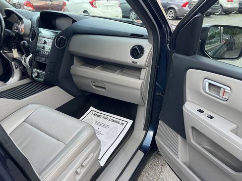 Used 2011 Honda Pilot EX-L image 16