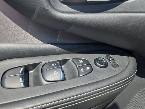 Used 2024 Nissan Murano SL AWD/4WD image 29