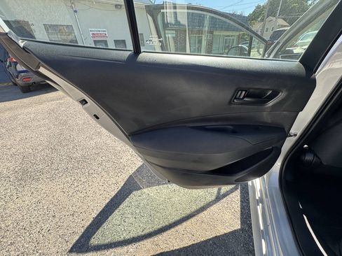 Used 2023 Toyota Corolla LE FWD image 28
