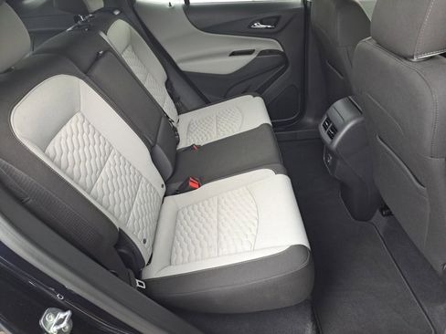 Used 2020 Chevrolet Equinox LS w/ LS Convenience Package image 14