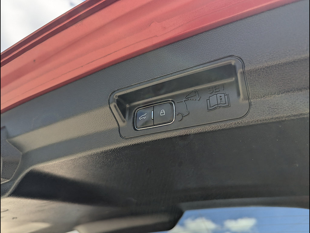 Used 2020 Ford Explorer Limited AWD/4WD image 23