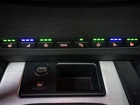 Used 2007 BMW M5 RWD image 28