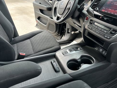 Used 2021 Honda Ridgeline Sport image 37