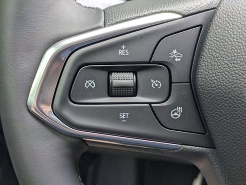 New 2026 Chevrolet Trax ACTIV w/ Sunroof Package FWD image 14