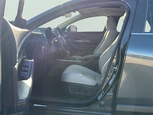 New 2025 MAZDA CX-30 AWD 2.5 S w/ Preferred Package image 24