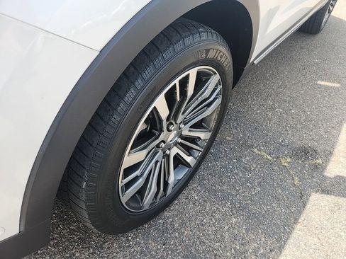 Used 2017 Ford Explorer Platinum AWD/4WD image 8