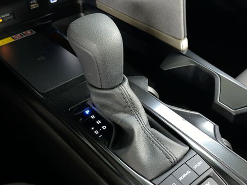 Used 2026 Toyota Camry LE image 17