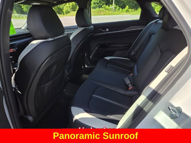 New 2026 Kia K5 GT-Line w/ GT-Line Premium Package FWD image 9