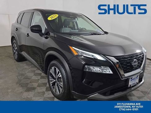 Used 2023 Nissan Rogue SV image 1