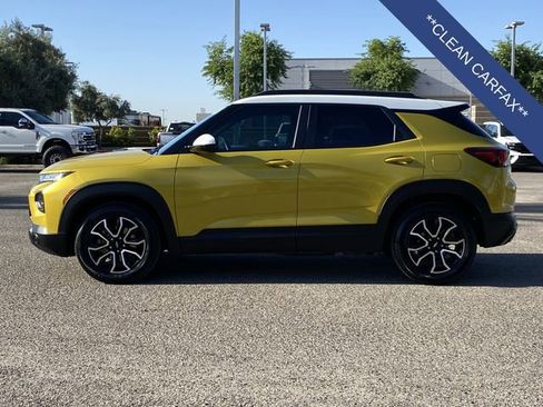 Used 2023 Chevrolet TrailBlazer ACTIV w/ Sun and Liftgate Package FWD image 3