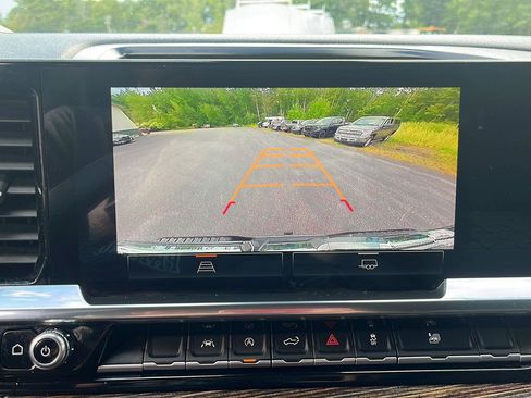 Used 2023 GMC Sierra 1500 Elevation AWD/4WD image 26