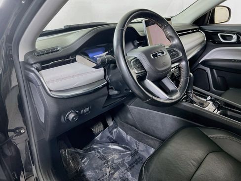 Used 2022 Jeep Compass Limited AWD/4WD image 9