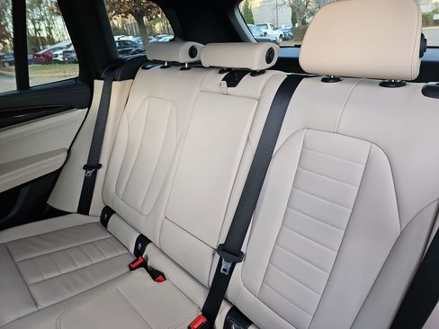 Used 2022 BMW X3 M40i image 14