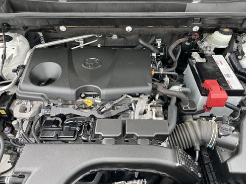 Used 2019 Toyota RAV4 XLE Premium w/ Cold Weather Package AWD/4WD image 11