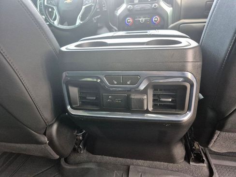 Used 2021 Chevrolet Silverado 1500 LTZ AWD/4WD image 30