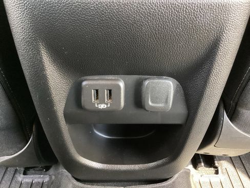 Used 2019 Chevrolet Colorado LT w/ LT Convenience Package image 26