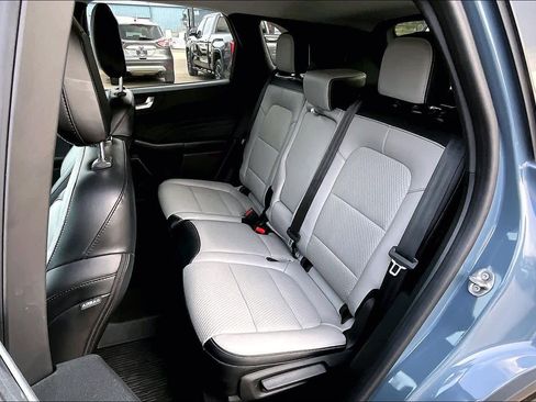 Certified 2023 Ford Escape SE image 21