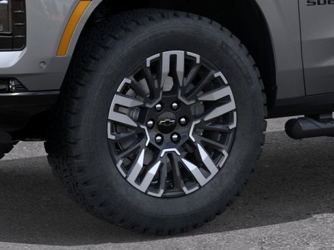 New 2026 Chevrolet Suburban Z71 w/ Z71 Off-Road Package AWD/4WD image 10