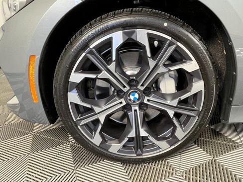 Certified 2025 BMW 330i xDrive Sedan w/ Convenience Package image 14